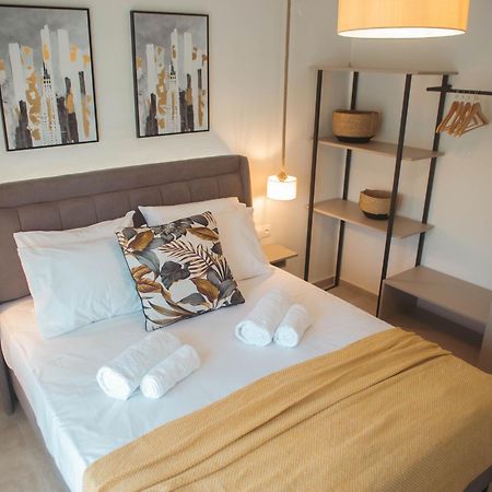 Cleopatra - City Escape Apartment Alexandroupolis Exteriör bild